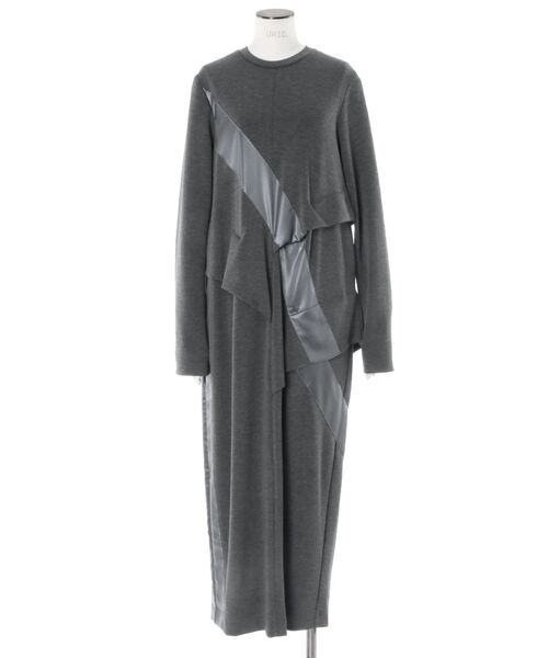 UN3D.（アンスリード）の「SATIN LINE JERSEY OP / サテンライン