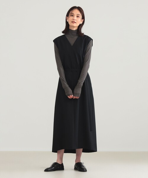 ATON（エイトン）の「【別注】ATON / ウールトロピカル ドレス（ワンピース・レディース・ネイビー/ブラック・01/02）」の5枚目の写真