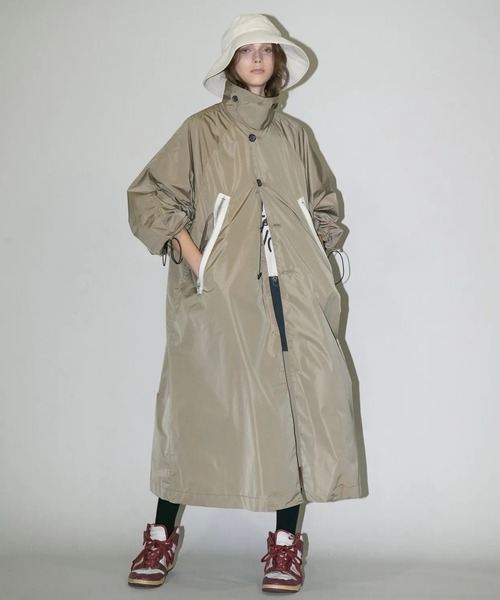 my beautiful landlet（マイビューティフルランドレット）の「【my beautiful landlet】NYLON TAFFETA WATER PROOF LONG COAT（その他アウター・メンズ・ブラック/ベージュ/ネイビー・1/2/0）」の2枚目の写真
