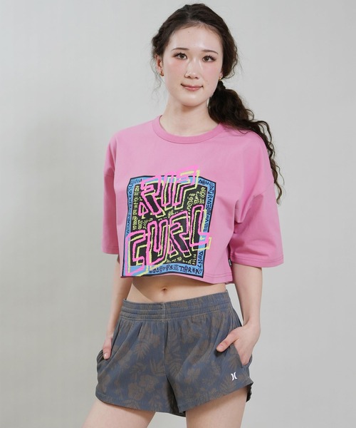 rip curl(リップカール)の「RIP CURL/リップカール TRIBAL CROP TEE RCL6S-4305(Tシャツ/カットソー・レディース・ブラック/ホワイト/ピンク・FREE)」の3枚目の写真