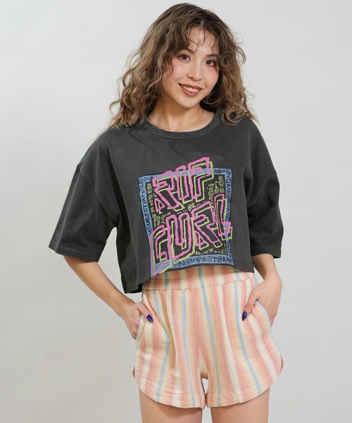 rip curl(リップカール)の「RIP CURL/リップカール TRIBAL CROP TEE RCL6S-4305(Tシャツ/カットソー・レディース・ブラック/ホワイト/ピンク・FREE)」の2枚目の写真