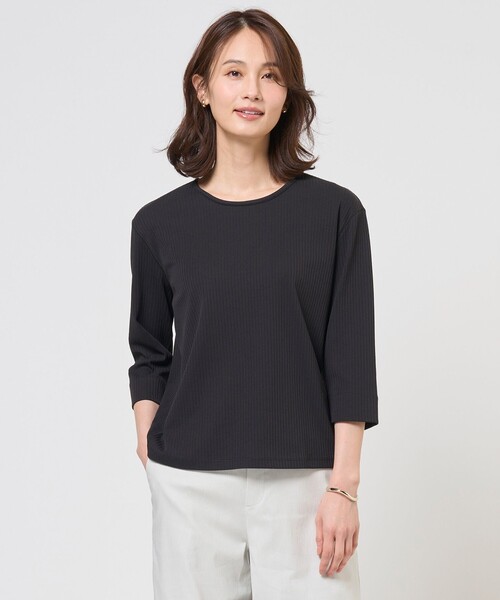 J.PRESS Ladies(J.プレス レディス)の「針抜きフライス クルーネック カットソー(Tシャツ/カットソー・レディース・ホワイト系/ライトグレー系/ブラック系・SMALL)」の2枚目の写真
