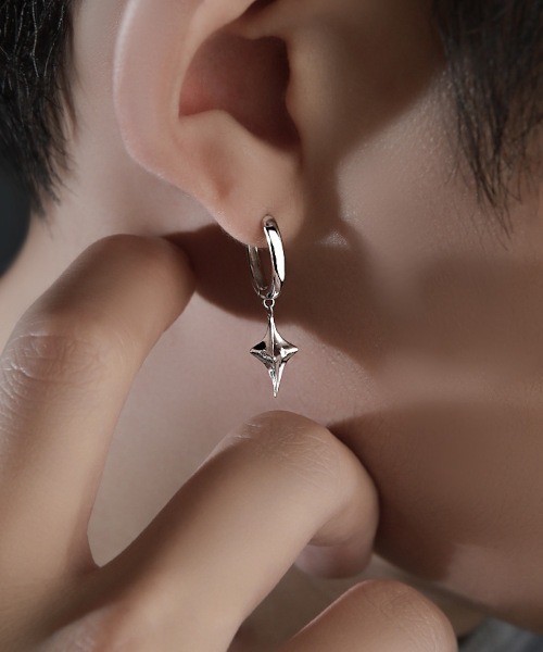 MASHIRO(マシロ)の「【MASHIRO】スターダストモチーフドロップリングペアピアス ユニセックス(MA/EKW135)(ピアス(両耳用)・メンズ・シルバー・FREE)」の5枚目の写真