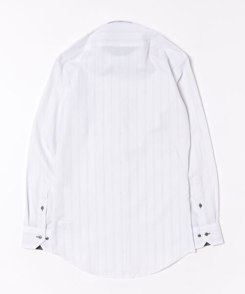 TOKYO SHIRTS（トウキョウシャツ）の「形態安定ノンアイロン ドゥエボットーニ 長袖ビジネスワイシャツ（ビジネスシャツ・メンズ・グレー・首回り37cm-裄丈80cm/首回り39cm-裄丈80cm/首回り39cm-裄丈84cm/首回り41cm-裄丈82cm/首回り41cm-裄丈86cm/首回り42cm-裄丈82cm/首回り42cm-裄丈86cm/首回り43cm-裄丈82cm/首回り43cm-裄丈86cm）」の2枚目の写真