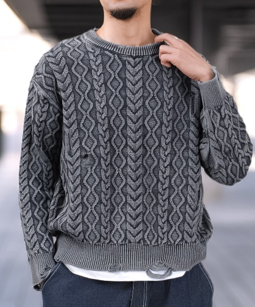 LUXSTYLE(ラグスタイル)の「ストーンウォッシュダメージ加工ケーブルニット(ニット/セーター・メンズ・ブラック/ブルー・L/M)」の2枚目の写真