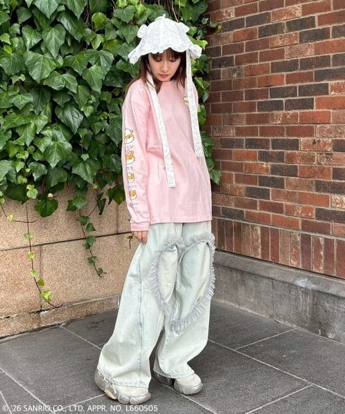 Candy Stripper(キャンディストリッパー)の「【COROCOROKURIRIN】FAMILY L/S TEE(Tシャツ/カットソー・レディース・ブラック/オフホワイト/ピンク・FREE)」の8枚目の写真