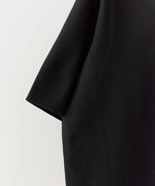 DESCENTE ALLTERRAIN（デサント　オルテライン）の「DESCENTE ALLTERRAIN/デサントオルテライン FUSIONKNIT POLO SHIRT フュージョンニット ポロシャツ ストレッチ 抗菌防臭 2026年 夏 夏服（ポロシャツ・メンズ・ブラック・M/L/O）」の3枚目の写真