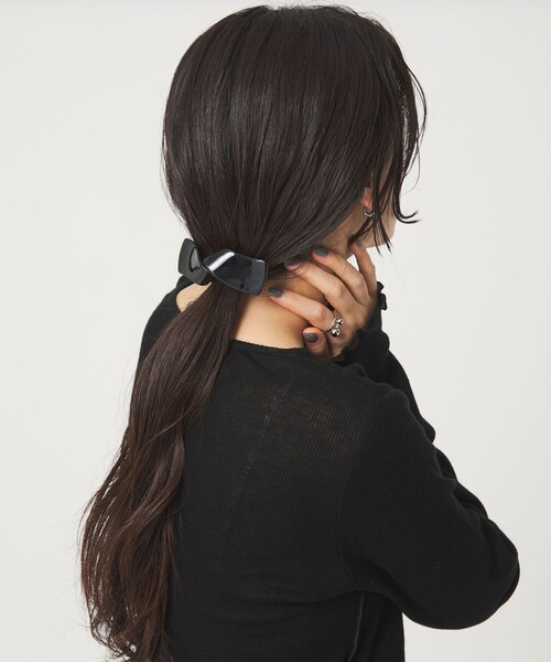 green label relaxing(グリーンレーベルリラクシング)の「<SUI AVA> リボン バレッタ(バレッタ/ヘアクリップ・レディース・その他1/ブラック・FREE)」の11枚目の写真