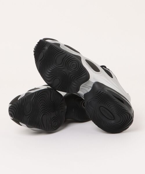NIKE（ナイキ）の「NIKE WMNS AIR MAX MUSE FV1920-001（スニーカー・メンズ・ブラック・23cm/24cm）」の3枚目の写真