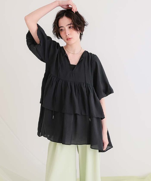titivate(ティティベイト)の「マルチwayティアードフリルチュニックトップス(Tシャツ/カットソー・レディース・ベージュ/オレンジ/オフホワイト/ブラック・M/L/S)」の3枚目の写真