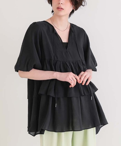 titivate(ティティベイト)の「マルチwayティアードフリルチュニックトップス(Tシャツ/カットソー・レディース・ベージュ/オレンジ/オフホワイト/ブラック・M/L/S)」の12枚目の写真