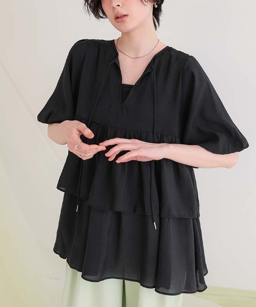 titivate(ティティベイト)の「マルチwayティアードフリルチュニックトップス(Tシャツ/カットソー・レディース・ベージュ/オレンジ/オフホワイト/ブラック・M/L/S)」の14枚目の写真