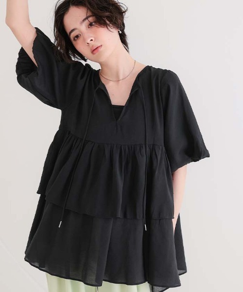 titivate(ティティベイト)の「マルチwayティアードフリルチュニックトップス(Tシャツ/カットソー・レディース・ベージュ/オレンジ/オフホワイト/ブラック・M/L/S)」の18枚目の写真