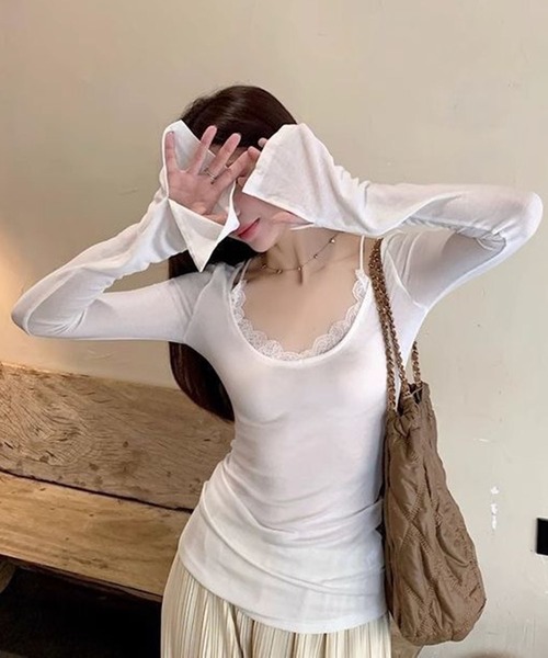 VIBGYOR(ヴィブジョー)の「【EIZZ/アイズ】レイヤード風 レースネック ロングスリーブTシャツ タイトトップス(Tシャツ/カットソー・レディース・ブラック/ホワイト・FREE)」の9枚目の写真