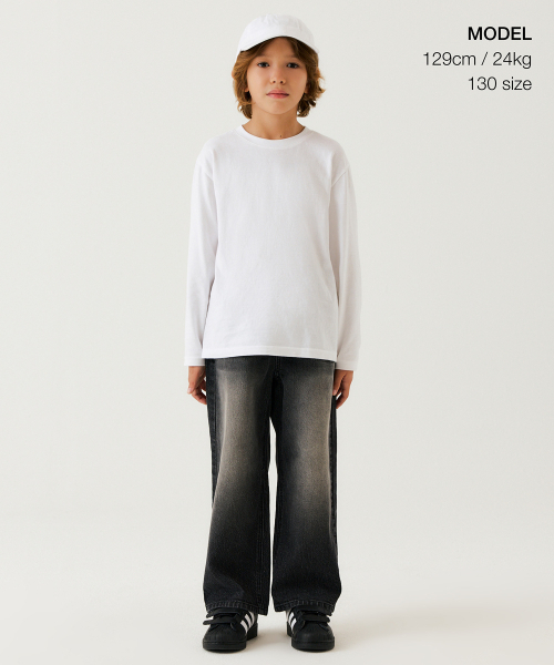 MUSINSA STANDARD KIDS（ムシンサスタンダードキッズ）の「ビッグブラシワイドバンディングデニムパンツ[ウォッシュドブラック]（デニムパンツ・レディース・その他・100/110/120/130/150/140/160）」の2枚目の写真