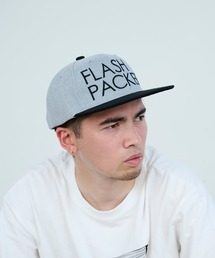 FLASH PACKER（フラッシュパッカー）の「FLASH PACKER フラッシュパッカー/ フラットキャップ ロゴキャップ スナップバック サイズ調整 // XBC-21TH（キャップ）」