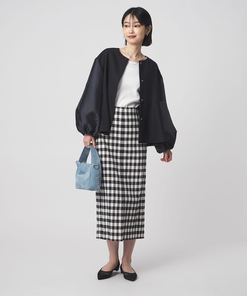 green label relaxing（グリーンレーベルリラクシング）の「［size SHORTあり］fleurie(フルリー) フォルム ジャケット 2（ノーカラージャケット・レディース・ネイビー/オフホワイト・FREE/SHORT）」の8枚目の写真