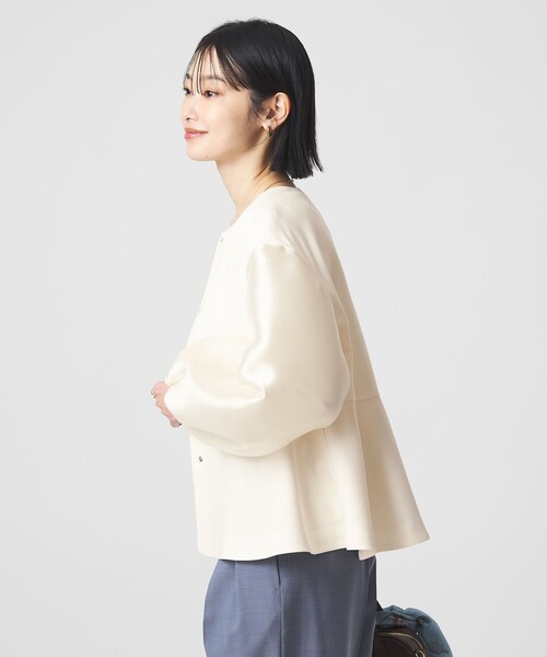 green label relaxing（グリーンレーベルリラクシング）の「［size SHORTあり］fleurie(フルリー) フォルム ジャケット 2（ノーカラージャケット・レディース・ネイビー/オフホワイト・FREE/SHORT）」の14枚目の写真