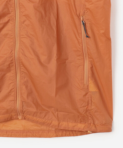 Rab(ラブ)の「Rab | Vital Hoody MEN(ナイロンジャケット・メンズ・チャコール/オレンジ系その他・M/L)」の15枚目の写真