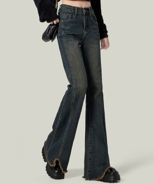 Teem Store(チームストア)の「ウォッシュ加工 ストレッチフレアデニム 美脚効果(デニムパンツ・レディース・ブルー/サックスブルー・L/M)」の6枚目の写真