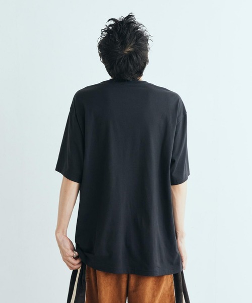 JORDAN BRAND(ジョーダンブランド)の「ジョーダン メンズ スニーカー パッチ Tシャツ / Jordan Men's Sneaker Patch T-Shirt IF3107-010 Black(Tシャツ/カットソー・メンズ・ブラック・XL/S/M/L/2XL)」の6枚目の写真