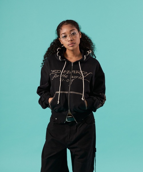FTW(エフティダブリュー)の「ED HARDY×FTW ZIP HOODIE(パーカー・レディース・ベージュ/ライトグリーン/ブラック・SMALL/MEDIUM/LARGE)」の7枚目の写真