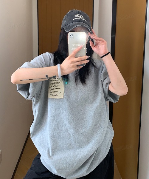 Dalfwin(ダールフィン)の「韓国ファッション RICECAKE手書きプリントラベル半袖Tシャツ(Tシャツ/カットソー・レディース・ブラック/ホワイト/グレー・FREE)」の4枚目の写真