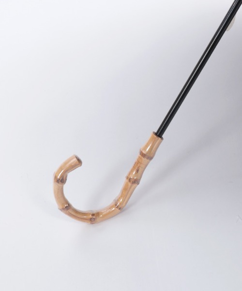 axes femme（アクシーズファム）の「フリル使い晴雨兼用ショート傘（長傘・レディース・ブラック/グレイッシュベージュ/キナリ・FREE）」の7枚目の写真