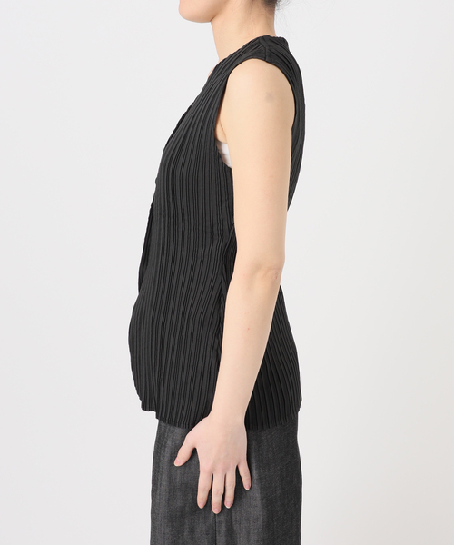 Gongdid Design(ゴンディッドデザイン)の「【Gongdid Design】 Carry Over_Denim_Vest:ベスト(ベスト・レディース・アイボリー/ブラック・FREE)」の14枚目の写真