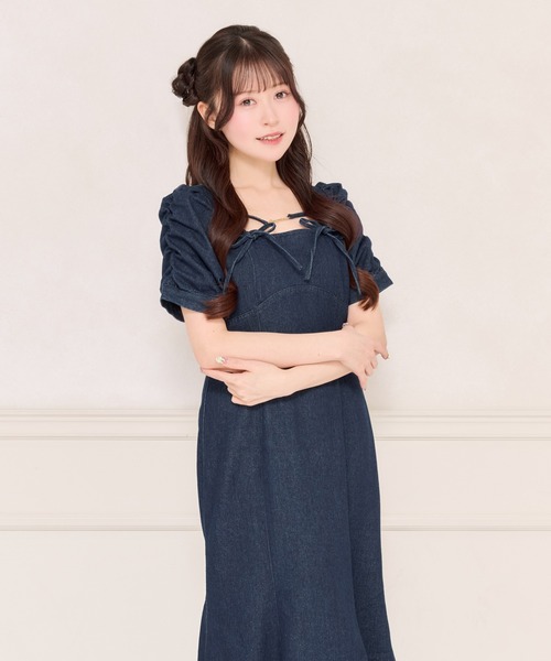 apres jour(アプレジュール)の「フロントチャームデニムマーメイドワンピース(ワンピース・レディース・ブラック系その他/ネイビー・MEDIUM/X-LARGE/SMALL)」の7枚目の写真