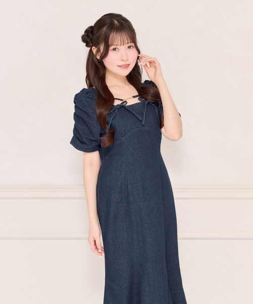 apres jour(アプレジュール)の「フロントチャームデニムマーメイドワンピース(ワンピース・レディース・ブラック系その他/ネイビー・MEDIUM/X-LARGE/SMALL)」の8枚目の写真