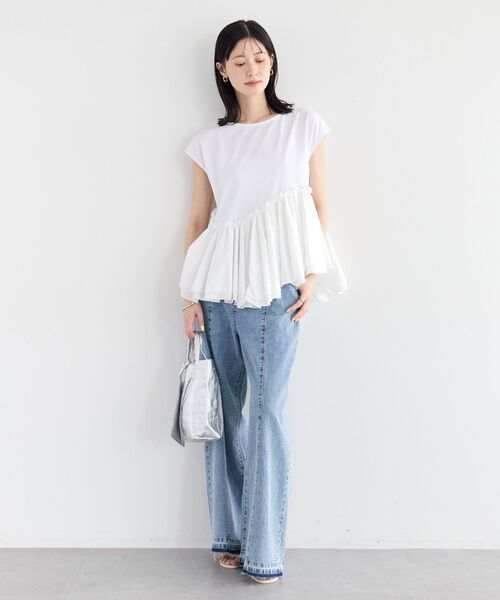 YECCA VECCA（イェッカヴェッカ）の「【尾崎紗代子さん着用】綿麻バギーデニムパンツ（デニムパンツ・レディース・インディゴブルー/ライトインディゴブルー・M/S）」の14枚目の写真