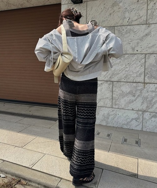 WILLFULLY(ウィルフリー)の「at random geometric pattern knit all-in-one(つなぎ/オールインワン・レディース・ブラック/ベージュ・FREE)」の4枚目の写真