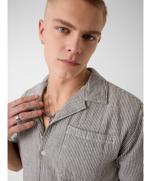 GUESS JEANS(ゲスジーンズ)の「GUESS JEANS Boxy Camp Shirt シャツ(シャツ/ブラウス・メンズ・カーキ/ライトブルー・MEDIUM/LARGE/SMALL/X-LARGE/XX-LARGE)」の8枚目の写真