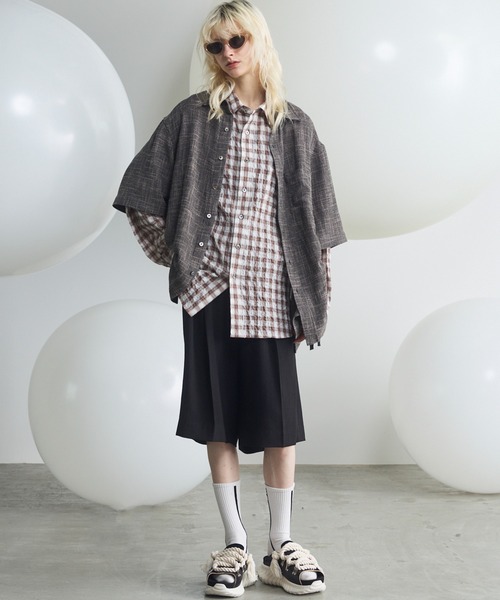 MAISON SPECIAL(メゾンスペシャル)の「《UNISEX》Dry KARAMI Mesh Prime-Over Asymmetric Shirred Shirt/ドライカラミメッシュプライムオーバーアシンメトリーシャーリングシャツ【MAISON SPECIAL/メゾンスペシャル】(シャツ/ブラウス・メンズ・ブラック/ブラウン・0/1/2)」の4枚目の写真