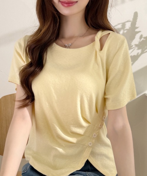 Ada.(エイダ)の「アシンメトリー ドレープ デコルテカッティング サイドボタン ギャザー カットソー(Tシャツ/カットソー・レディース・イエロー/ブルー/ブラック/ホワイト・FREE)」の20枚目の写真