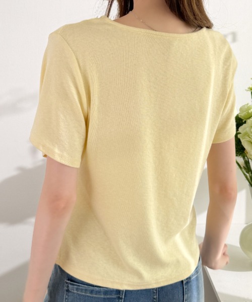 Ada.(エイダ)の「アシンメトリー ドレープ デコルテカッティング サイドボタン ギャザー カットソー(Tシャツ/カットソー・レディース・イエロー/ブルー/ブラック/ホワイト・FREE)」の21枚目の写真
