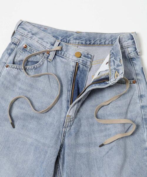 URBAN RESEARCH ROSSO WOMEN(アーバンリサーチ ロッソ)の「『別注』Lee×ROSSO STRING DENIM PANTS(デニムパンツ・レディース・ライトインディゴブルー/インディゴブルー・MEDIUM/SMALL/X-SMALL)」の8枚目の写真