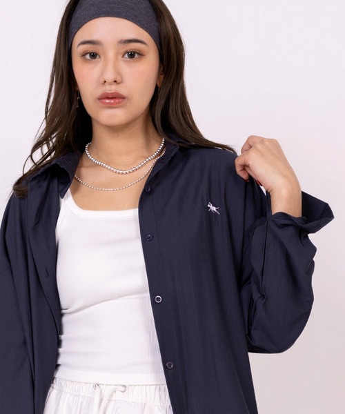 POLOCHAMPS（ポロチャンプス）の「【POLOCHAMPS】ポロチャンプス/オーバーサイズカラーシャツ（シャツ/ブラウス・レディース・サックスブルー/ブラック/アイボリー/グレー/ホワイト/ブラウン/ネイビー/モカ・FREE）」の7枚目の写真