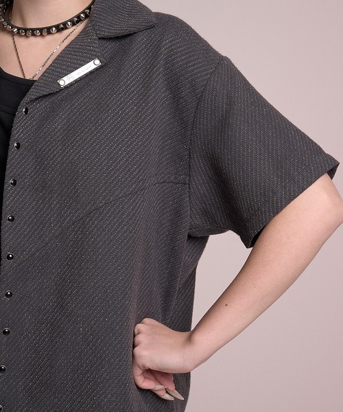 CREO STORE(クレオストア)の「Stud Open Collar Shirt/スタッズオープンカラーシャツ(シャツ/ブラウス・メンズ・グレー/ブラック・1/2)」の3枚目の写真