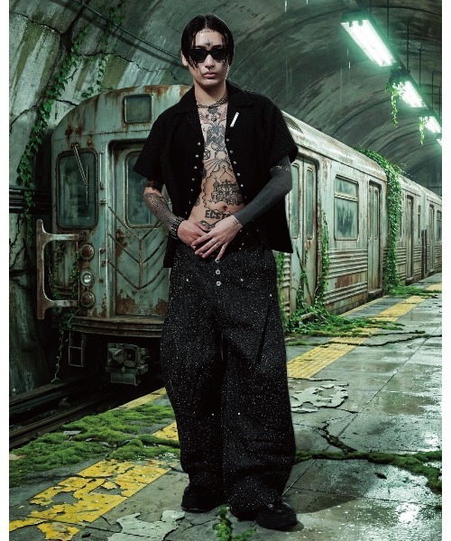 CREO STORE(クレオストア)の「Stud Open Collar Shirt/スタッズオープンカラーシャツ(シャツ/ブラウス・メンズ・グレー/ブラック・1/2)」の9枚目の写真