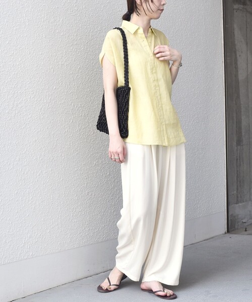 SHIPS Colors(シップス カラーズ)の「SHIPS Colors:〈洗濯機可能〉ユーロリネン (EURO Linen) フレンチスリーブ ビッグ シャツ◇(シャツ/ブラウス・レディース・オフホワイト/イエロー/ライトブルー/ブラック・ONE SIZE)」の14枚目の写真