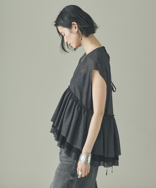 Curensology(カレンソロジー)の「Curensology(カレンソロジー)/シアードットギャザーブラウス(シャツ/ブラウス・レディース・ブラック/グレー・FREE)」の4枚目の写真