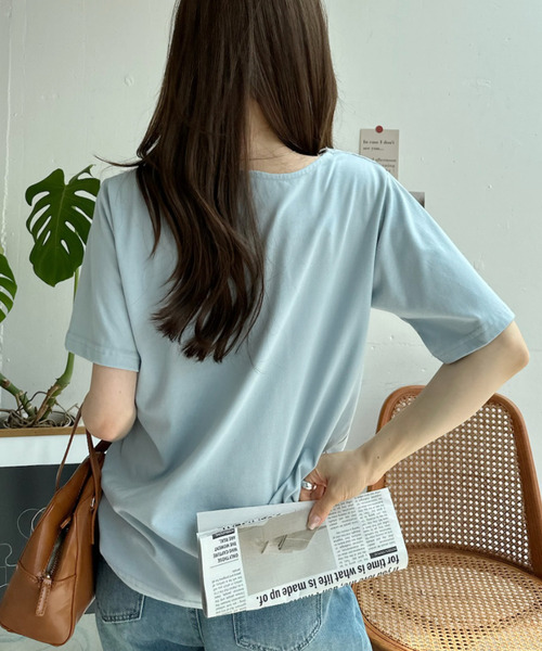 Ada.（エイダ）の「ロゴ プリント レース Vネック Tシャツ（Tシャツ/カットソー・レディース・オフホワイト/ブラック/ブルー・FREE）」の7枚目の写真