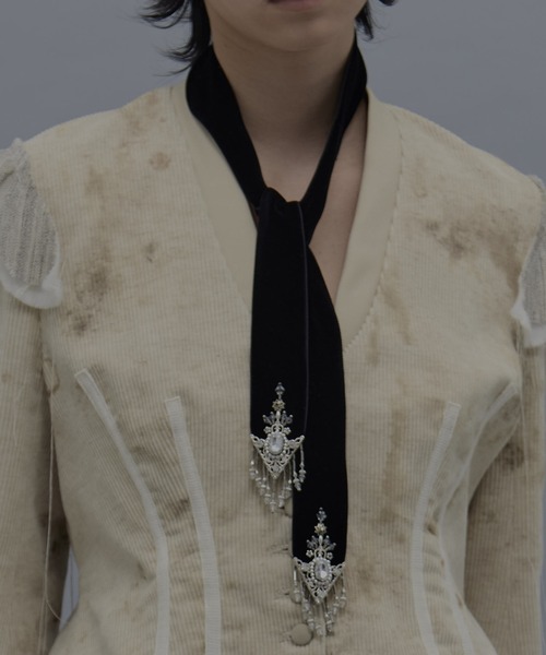 tanakadaisuke（タナカダイスケ）の「【tanakadaisuke/タナカダイスケ】crystal silver tip velvet long ribbon/クリスタルシルバーチップベルベットロングリボン（その他ヘアアクセサリー・レディース・ブラック・FREE）」の3枚目の写真