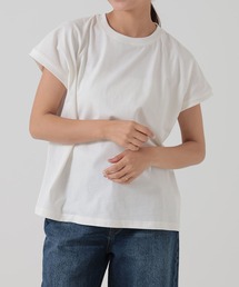 ワイドなフレンチTEE