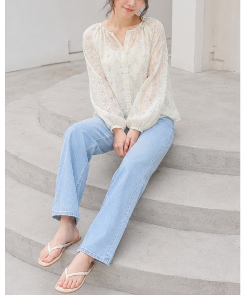 FAZVY（ファズビー）の「シアー花柄ブラウス（シャツ/ブラウス・レディース・ホワイト・M）」の6枚目の写真