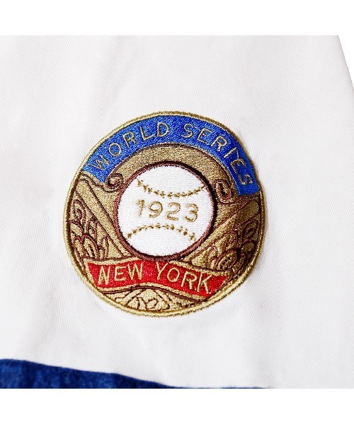 Fanatics（ファナティクス）の「ファナティクス【Fanatics】‐ ニューヨーク ヤンキース ベースボールシャツ【New York Yankees COOPERSTOWN BASEBALL SHIRT YANKEES NATURAL ML2126SS0002】（シャツ/ブラウス・メンズ・ナチュラル・L/XL）」の4枚目の写真