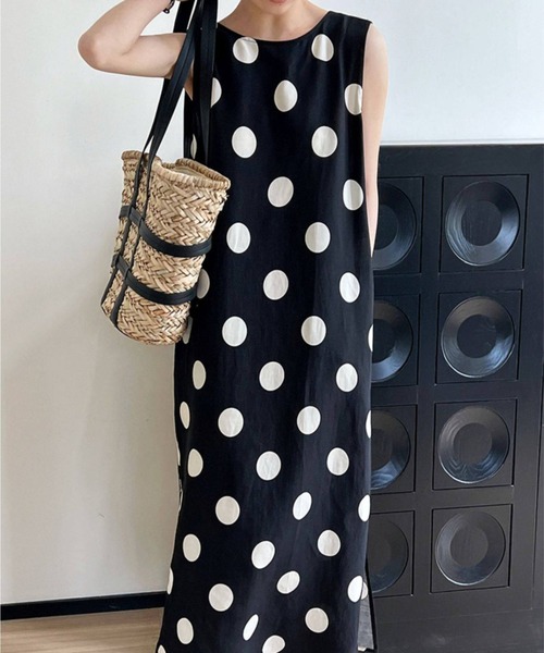 LUCPY（ラクピー）の「バックリボンドットワンピース（ワンピース・レディース・ホワイト/ブラック・XX-LARGE/X-LARGE/LARGE/MEDIUM）」の4枚目の写真
