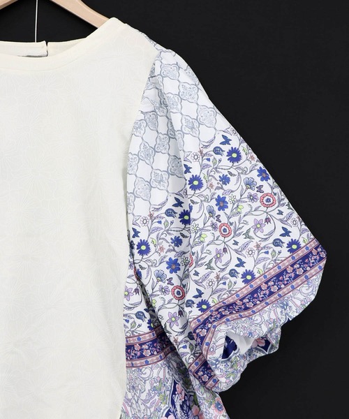 iS ScoLar（イズスカラー）の「562248：アンティークタイル×花柄 素材切替プルオーバー（Tシャツ/カットソー・レディース・オフホワイト/アイボリー/ブラック・M）」の17枚目の写真